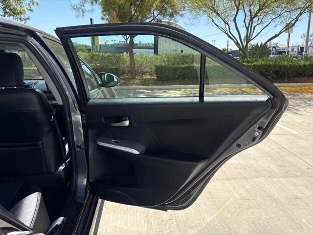 2013 Toyota Camry SE