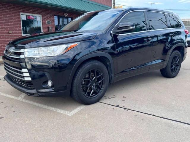 2017 Toyota Highlander XLE for sale in Garland, TX