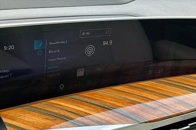 2025 Cadillac Escalade Sport Platinum