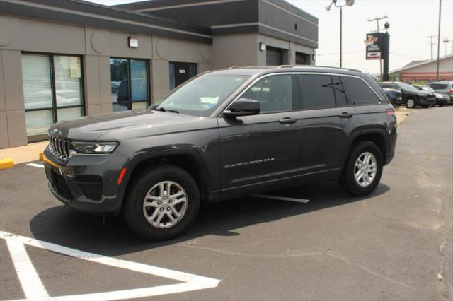 2022 Jeep Grand Cherokee Laredo 4x4 for sale in Fredericksburg, VA