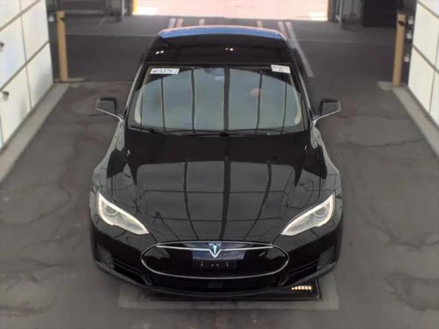 2015 Tesla Model S 70D