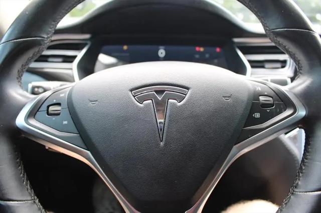 2015 Tesla Model S 70D