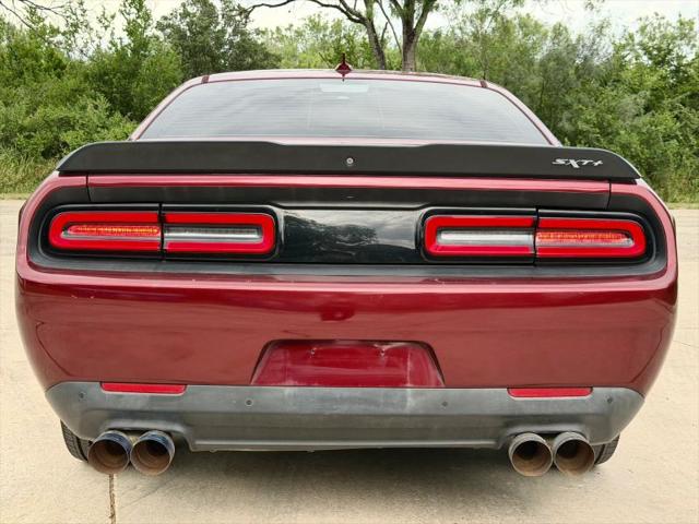 2018 Dodge Challenger SXT Plus