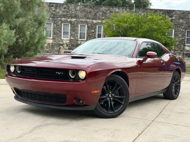 2018 Dodge Challenger SXT Plus