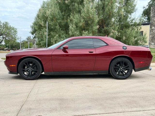 2018 Dodge Challenger SXT Plus