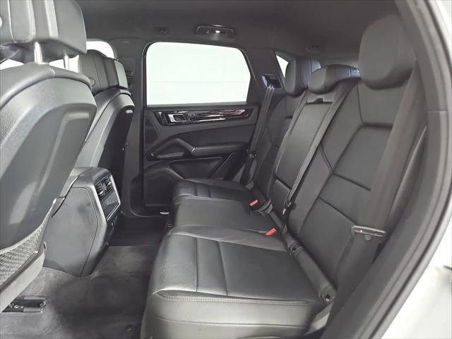 2021 Porsche Cayenne Cayenne