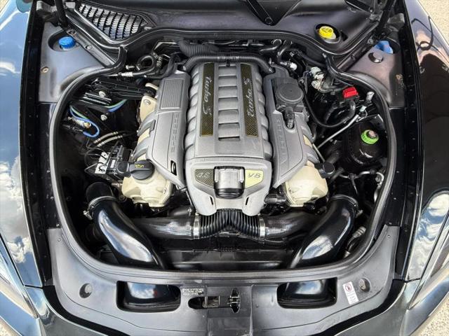 2012 Porsche Panamera Turbo S