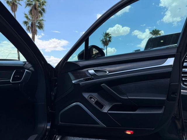2012 Porsche Panamera Turbo S