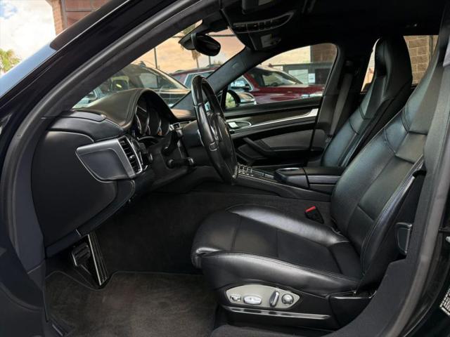 2012 Porsche Panamera Turbo S