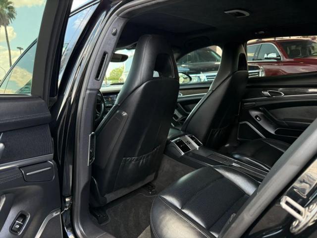 2012 Porsche Panamera Turbo S