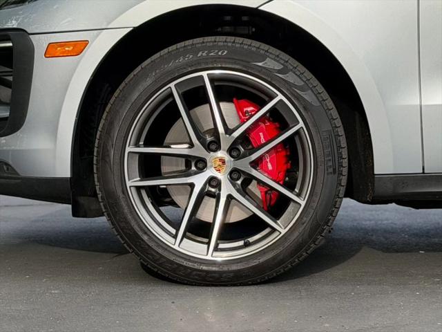 2023 Porsche Macan S