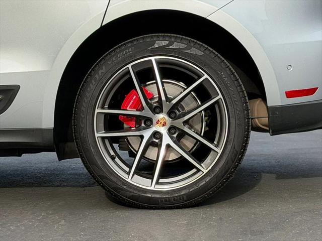 2023 Porsche Macan S