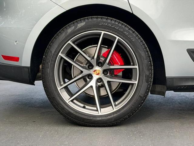 2023 Porsche Macan S