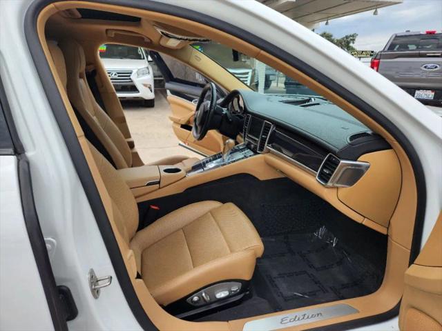 2016 Porsche Panamera Edition