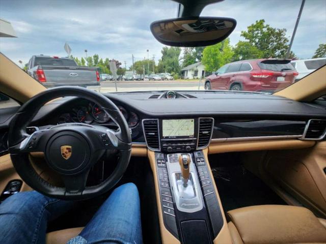 2016 Porsche Panamera Edition