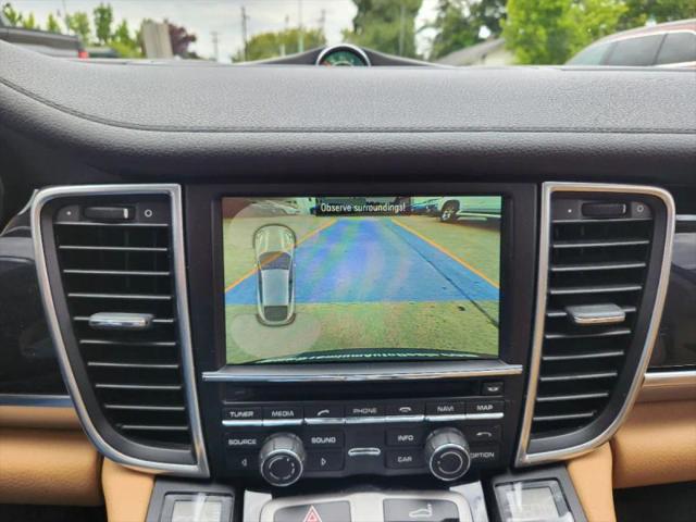 2016 Porsche Panamera Edition