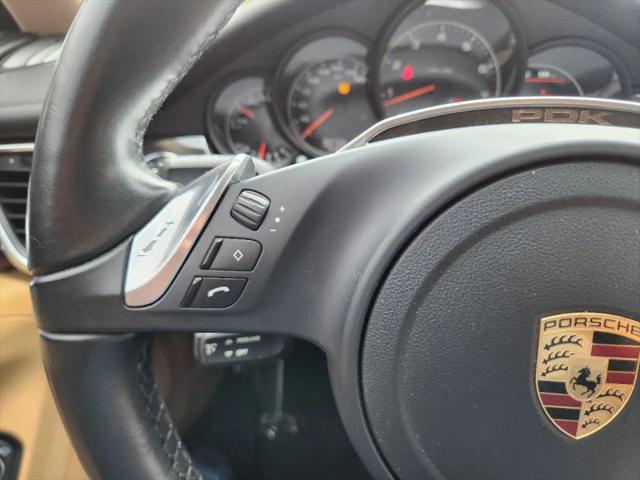 2016 Porsche Panamera Edition