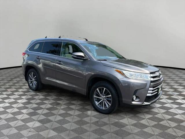 2018 Toyota Highlander XLE for sale in Morrisville, PA