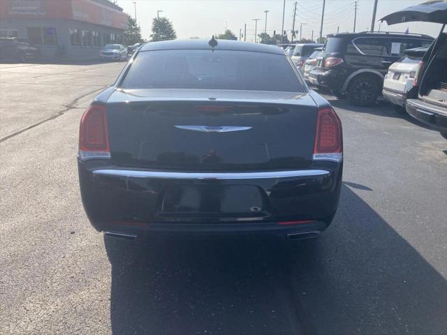 2018 Chrysler 300 Limited AWD
