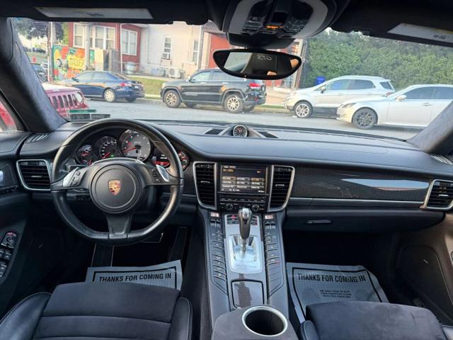 2016 Porsche Panamera GTS
