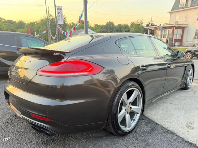2016 Porsche Panamera GTS
