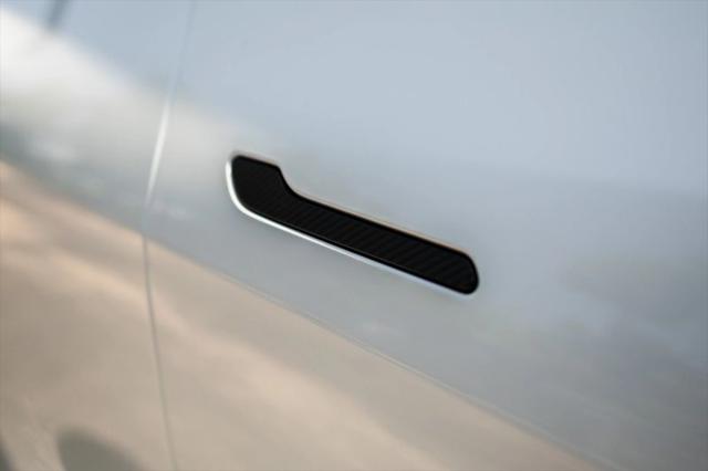 2024 Tesla Model Y Long Range Single Motor Rear-Wheel Drive