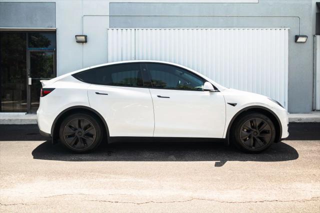 2024 Tesla Model Y Long Range Single Motor Rear-Wheel Drive