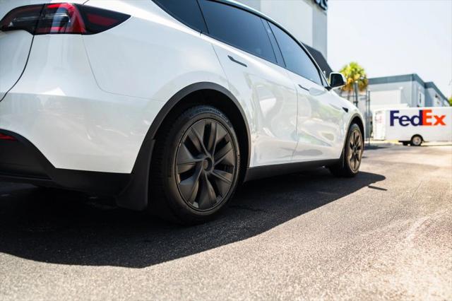 2024 Tesla Model Y Long Range Single Motor Rear-Wheel Drive