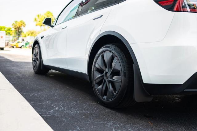 2024 Tesla Model Y Long Range Single Motor Rear-Wheel Drive