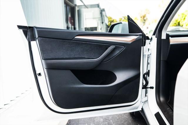 2024 Tesla Model Y Long Range Single Motor Rear-Wheel Drive