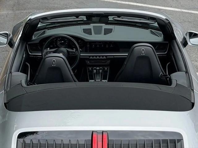 2020 Porsche 911 Carrera S Cabriolet