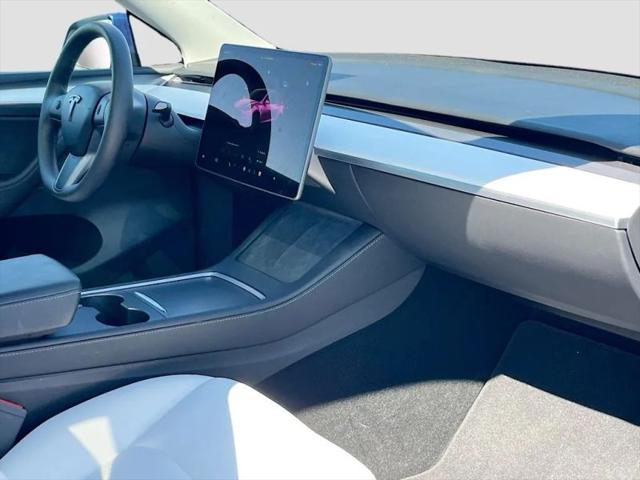 2024 Tesla Model Y Long Range Single Motor Rear-Wheel Drive