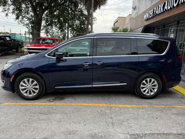 2020 Chrysler Pacifica Touring L