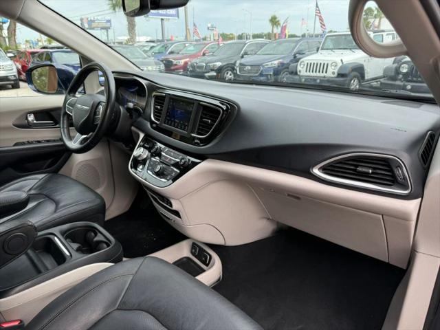 2020 Chrysler Pacifica Touring L