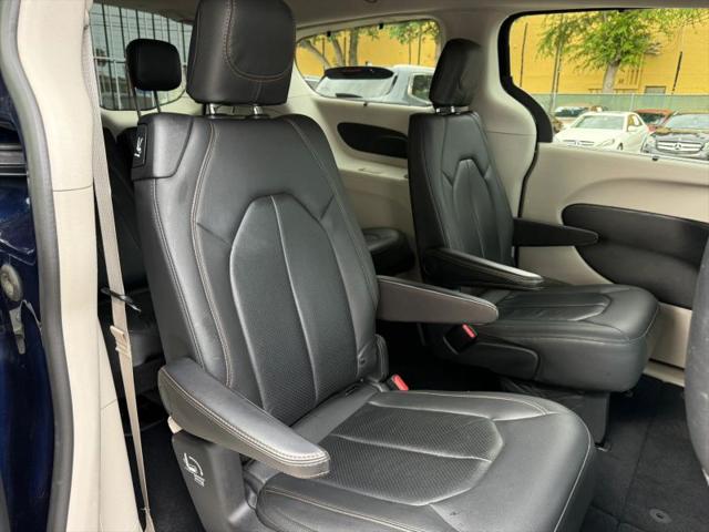 2020 Chrysler Pacifica Touring L