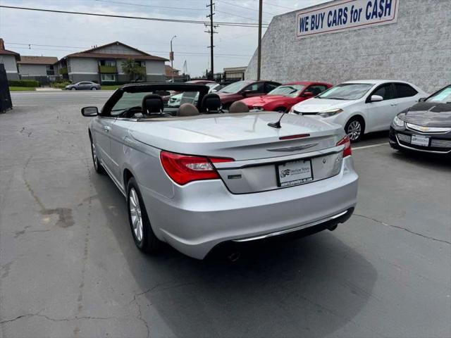 2011 Chrysler 200 Touring