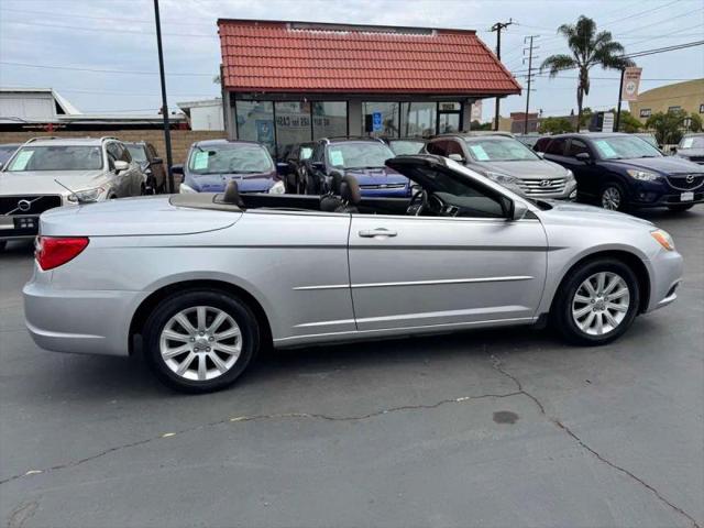 2011 Chrysler 200 Touring