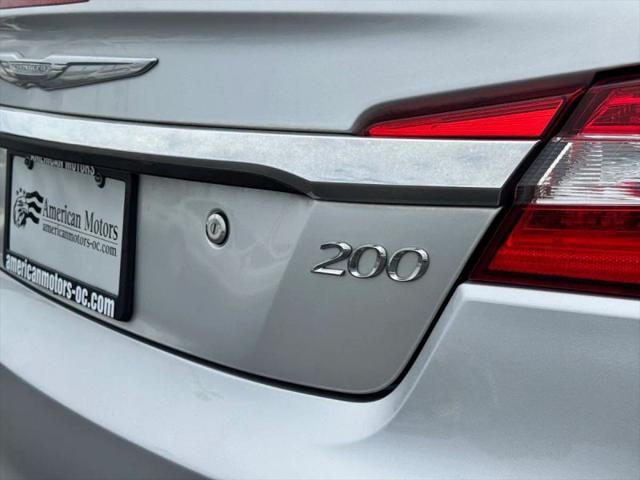 2011 Chrysler 200 Touring