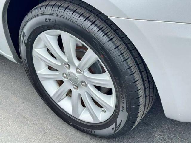 2011 Chrysler 200 Touring