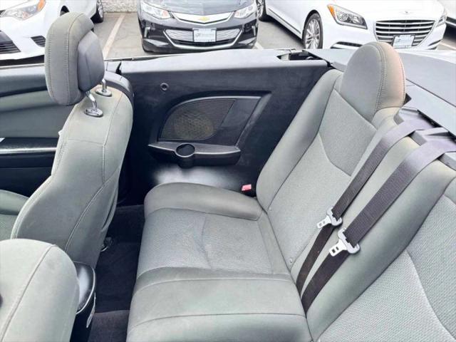 2011 Chrysler 200 Touring