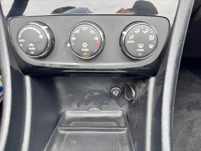 2011 Chrysler 200 Touring