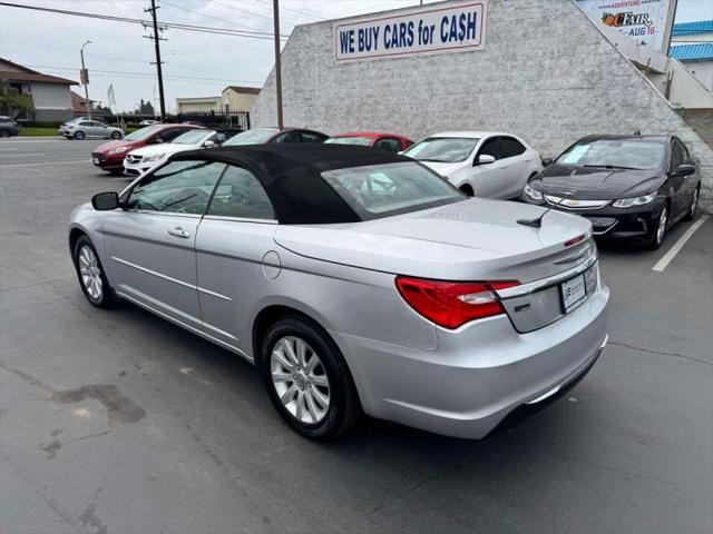 2011 Chrysler 200 Touring