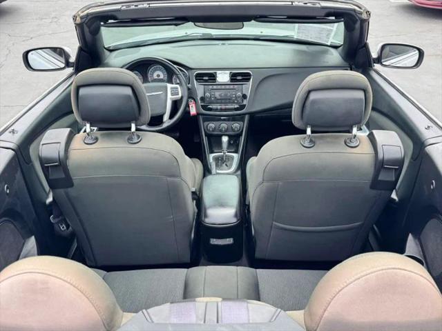2011 Chrysler 200 Touring