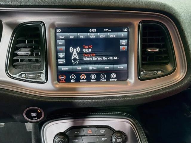 2023 Dodge Challenger SXT