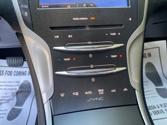 2015 Lincoln MKZ Base