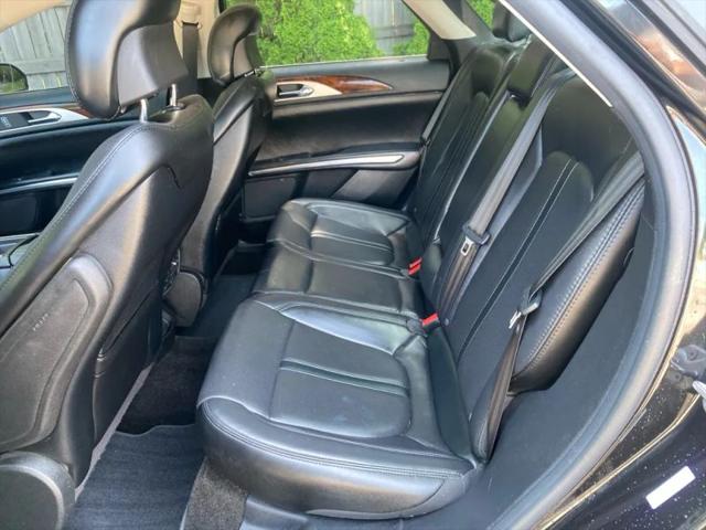 2015 Lincoln MKZ Base