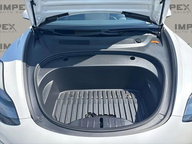 2021 Tesla Model 3 Standard Range Plus Rear-Wheel Drive