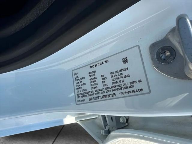 2021 Tesla Model 3 Standard Range Plus Rear-Wheel Drive
