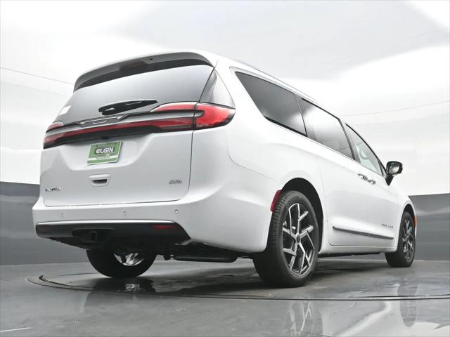 2027 Chrysler Pacifica Pinnacle