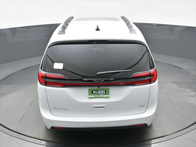 2027 Chrysler Pacifica Pinnacle